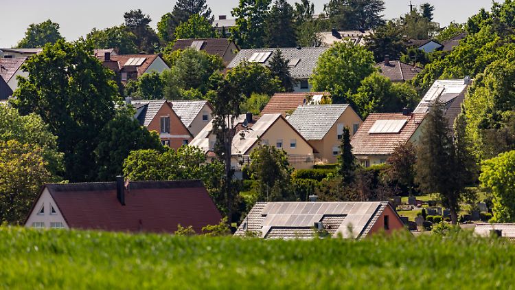 In der EU könnte ein Beschluss gefasst werden, der ab 2029 bei neu eingebauten Heizungen vor allem Wärmepumpen begünstigt.