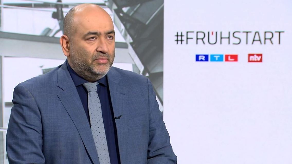FSNouripour0706.JPG