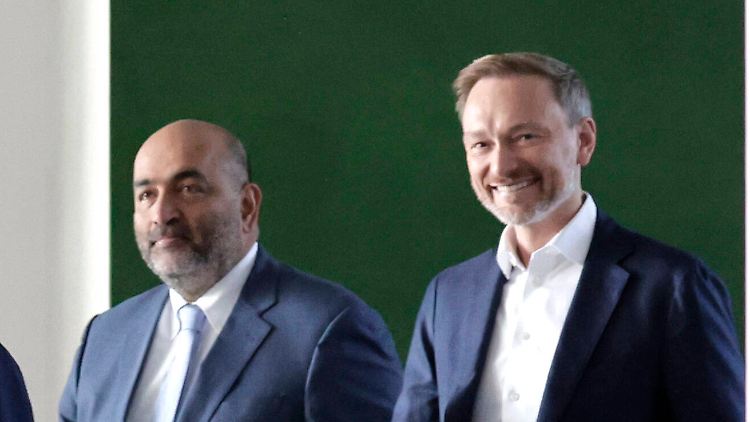Grünen-Politiker Omid Nouripour (l.) und FDP-Chef Christian Lindner wollen keine weiteren Verzögerungen.