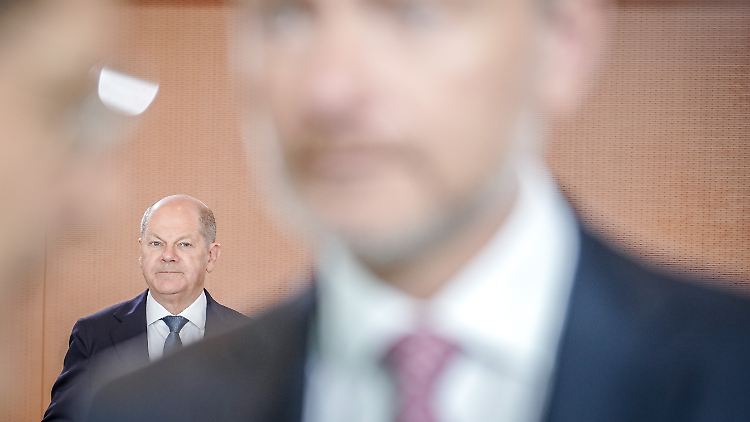 Rebellion gegen Lindners Sparvorgaben: Nun muss der Kanzler ran. 