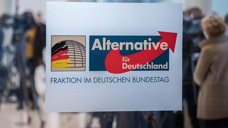 Der parteipolitisch organisierte Rechtspopulismus in Deutschland ist im Vergleich westlicher Demokratien ein eher verspätetes und nachlaufendes Phänomen, sagt Robert Vehrkamp.