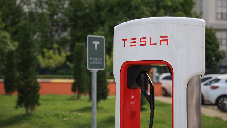 Die Aktie des Elektroautobauers stieg um 4,1 Prozent.