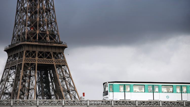 Mit dem Deutschlandticket durch Paris? Nach den Vorstellungen des Verkehrsministers wäre das künftig möglich.