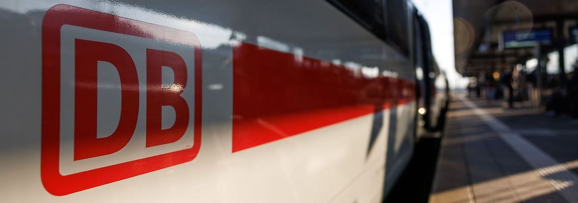Die Bahn und die EVG verhandeln bereits seit Ende Februar über Tariferhöhungen.