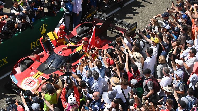 Die Rückkehr nach Le Mans endet für Ferrari im Triumphzug.
