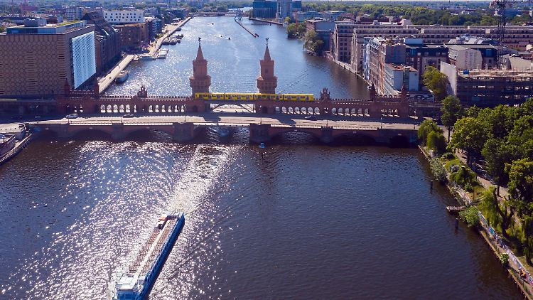 Bislang wurde der Wasserpegel der Spree künstlich hochgehalten. Mit dem Ende der Kohleförderung in der Lausitz rollt ein Problem auf die Hauptstadt zu.