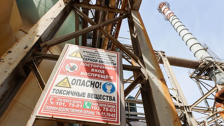 Die Titan-Fabrik im Norden der Krim leidet laut dem ukrainischen Geheimdienst unter Wassermangel.