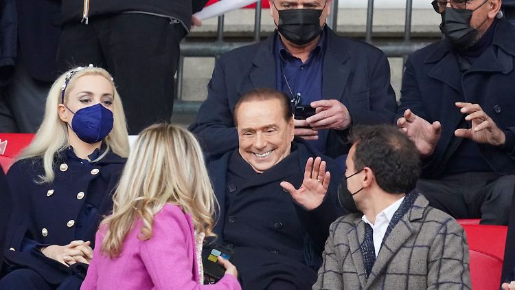Berlusconi bei einem Spiel von AC Monza.