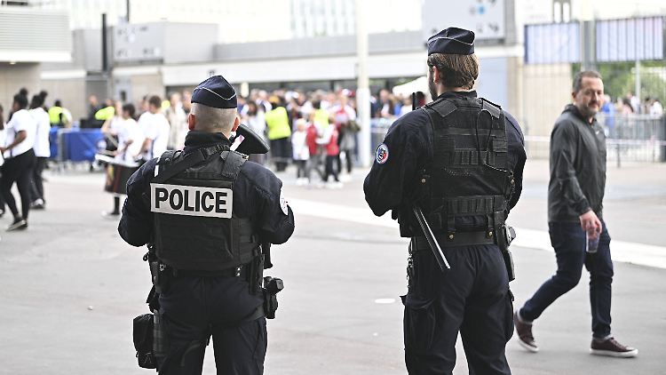 Die Männer möchten "ihre Version des Vorfalls" schildern.