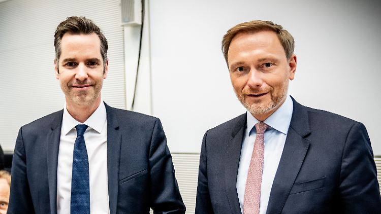 Der FDP-Fraktionschef Dürr und Parteichef Lindner feiern die GEG-Einigung als Erfolg.