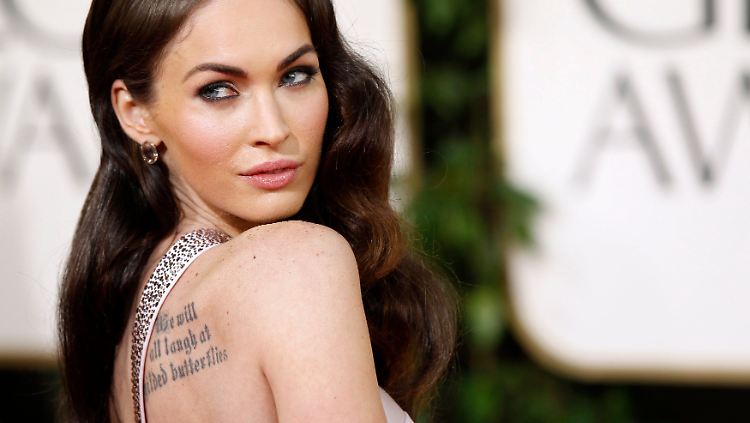 2011-01-17T180845Z_01_BEV354_RTRMDNP_3_GOLDENGLOBES.JPG1226875906178430352.jpg