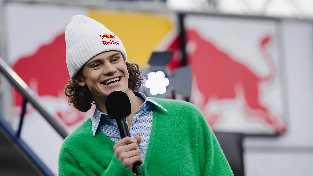 28cc7c6ff96942ecb3a1a69dd57a6ce5