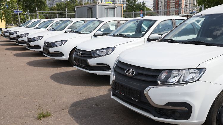 Der Lada Vesta stammt von Avtovaz.