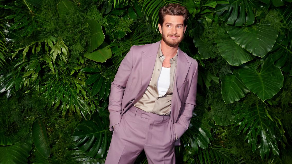 Andrew Garfield, heute 39 Jahre alt, schlüpfte in weniger Filmen ins "Spiderman"-Kostüm als Maguire und Holland.