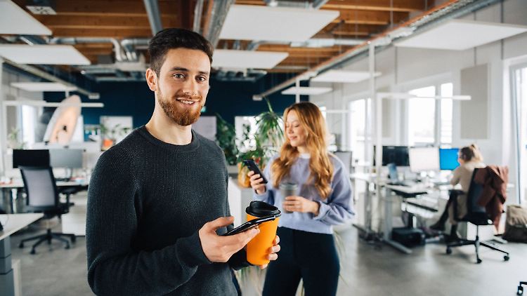 Junges Unternehmen, neues Team: In einem Startup können Absolventinnen und Absolventen wichtige Erfahrungen für den weiteren Berufsweg sammeln.