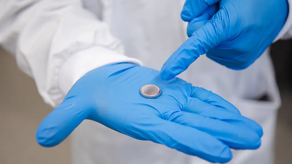 news-water-battery-1220px