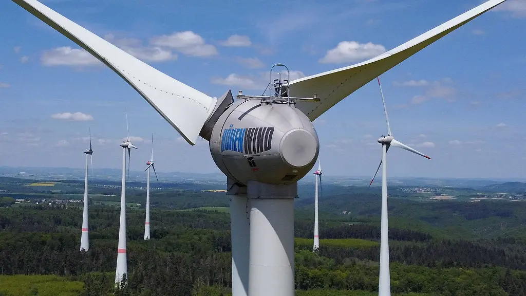 Im-vergangenen-Jahr-stammte-fast-ein-Drittel-des-in-Deutschland-erzeugten-Stroms-aus-Windkraft