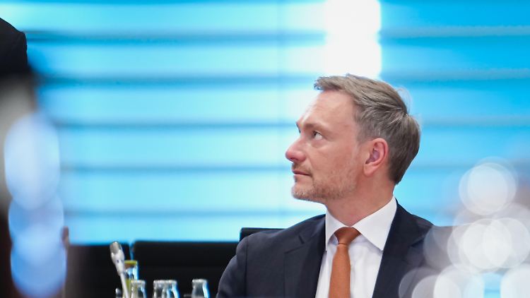 "Nur mit Verteilungspolitik wird es nicht gehen": FDP-Chef Lindner will sich künftig nicht auf die Fortsetzung der Ampel festlegen. 