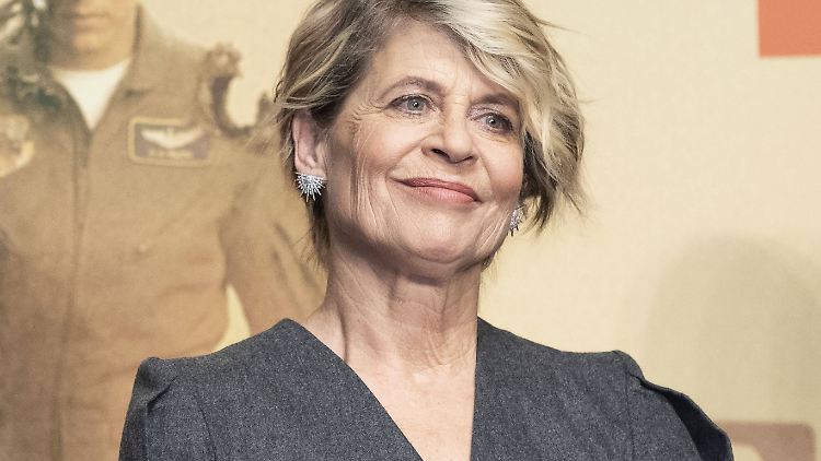 Klar ist: Linda Hamilton ist dabei. Welche Rolle sie spielen wird, ist aber noch geheim.