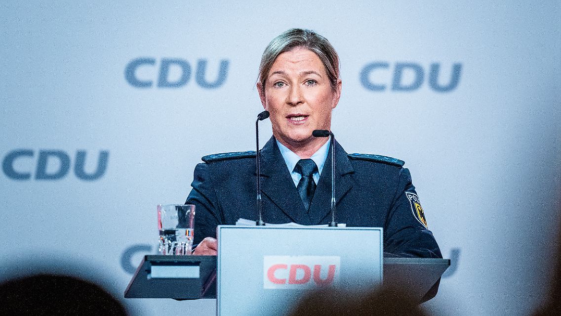 413628679.jpg