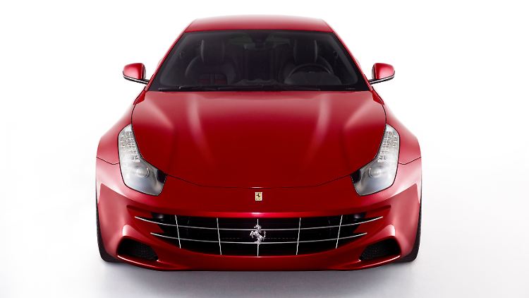 Auch bei den Roten sind Traditionen nicht unumstößlich: Der erste Allrad-Ferrari wird auf dem Genfer Automobilsalon sein Debüt feiern.