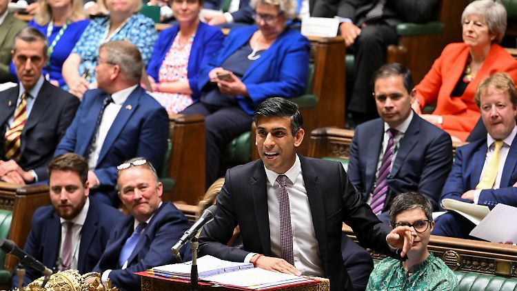 Die Partei von Premierminister Rishi Sunak hatte bereits im vergangenen Jahr eine Gebühr verlangt.