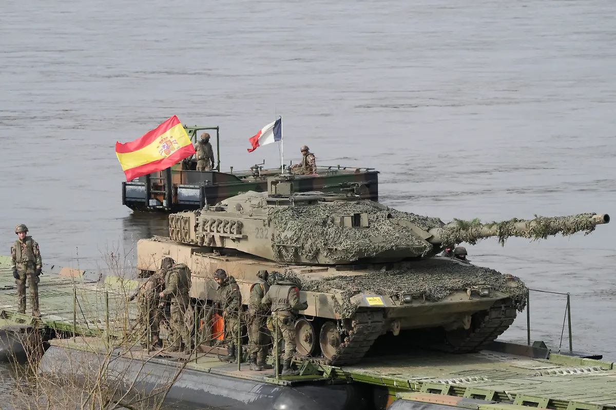 805b2bacdf65648e1b4624f4563685b4