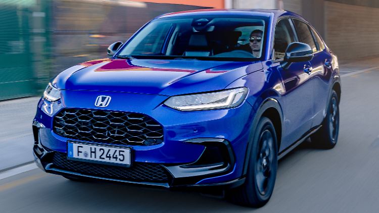 Der neue Honda ZR-V ist ein fünftüriges, fünfsitziges SUV der Kompaktklasse.