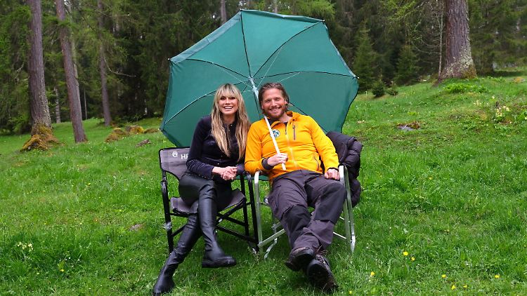 Hatten offenbar Spaß am Set: Heidi Klum und Hauptdarsteller Sebastian Ströbel.