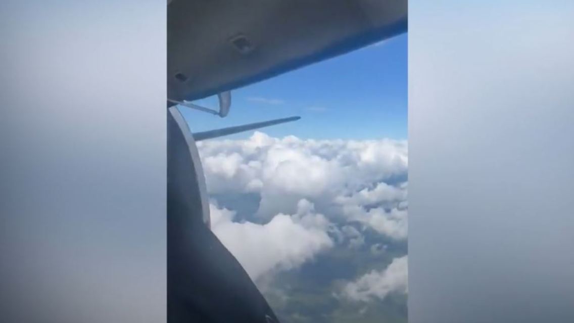 FlugzeugTür.JPG