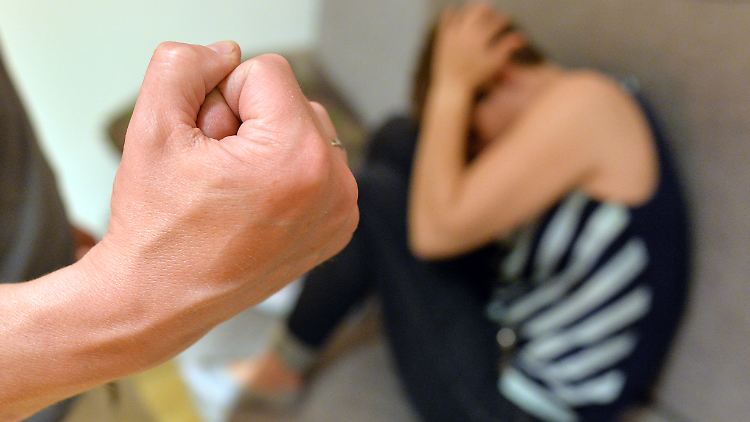 In fast jedem Bundesland sind die Zahlen häuslicher Gewalt zuletzt gestiegen, wie neue Daten aus den Ländern zeigen.