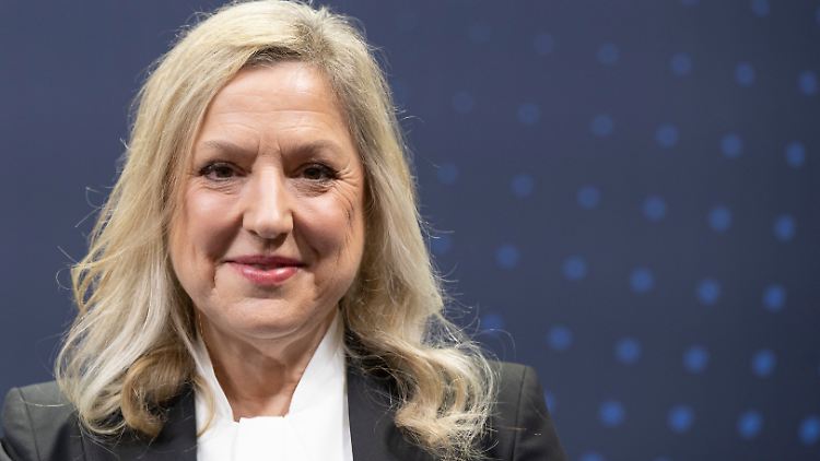 Helen Giza sorgte im vergangenen Dezember zusammen mit ihrer Vorgängerin für ein Novum.
