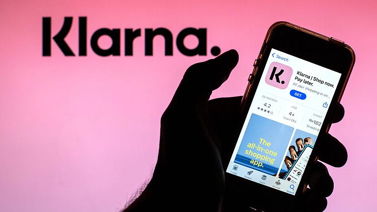 Der schwedische Zahlungsabwickler Klarna hat seinen Verlust im ersten Quartal verringert und sieht sich auf dem Weg zu schwarzen Zahlen.