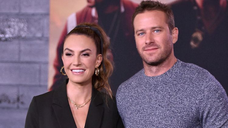 Haben den Rosenkrieg beendet: US-Schauspieler Armie Hammer und TV-Star Elizabeth Chambers.