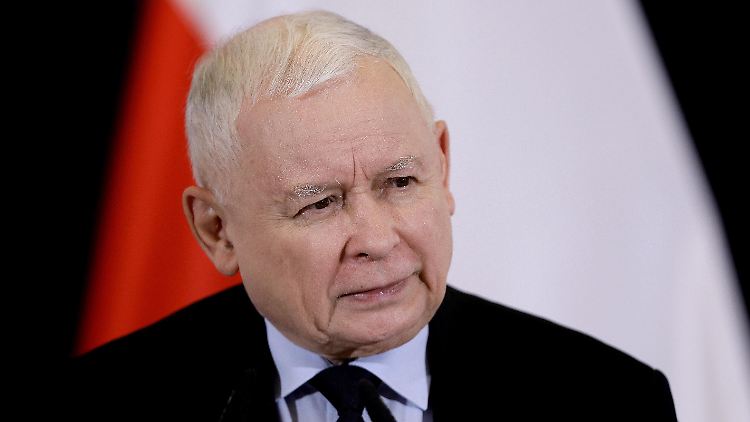 Von 2006 bis 2007 war Kaczynski selbst Ministerpräsident Polens.