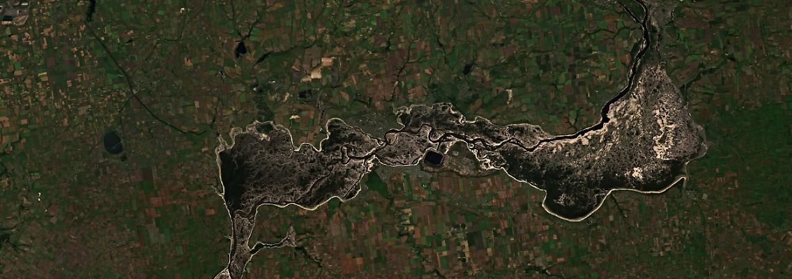 2023-06-20_KachowkaStauseemitDamm_Sentinel-2_L2A_True_color.jpg