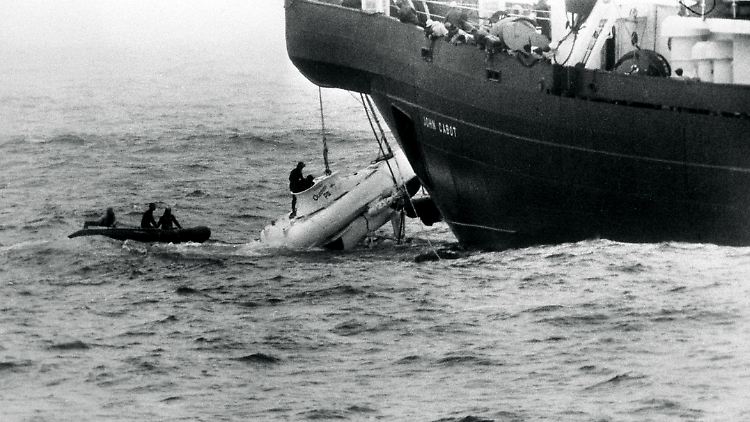 Die beiden Besatzungsmitglieder der "Pisces III" konnten rechtzeitig aus dem U-Boot befreit werden.