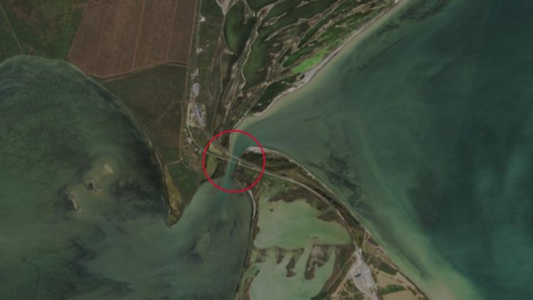 Strategischer Engpass am Eingang zur Krim: Die Brücken bei Tschonhar, hier in einer Satellitenaufnahme vom 20. Juni.