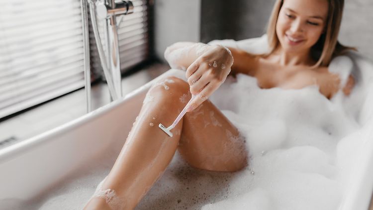 Lästige Haare? Mit diesen Methoden lassen sich Haare sanft entfernen.