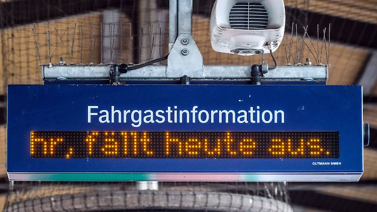 Nach dem Scheitern der Tarifverhandlungen mit der Deutschen Bahn hatte die EVG eine Urabstimmung über unbefristete Streiks angekündigt.