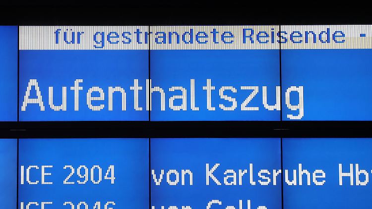 Für gestrandete Fahrgäste hatte die Bahn in mehreren deutschen Städten Züge zum Übernachten zur Verfügung gestellt. 