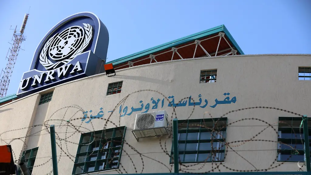 e990570d4a09294002e45f15f997d717