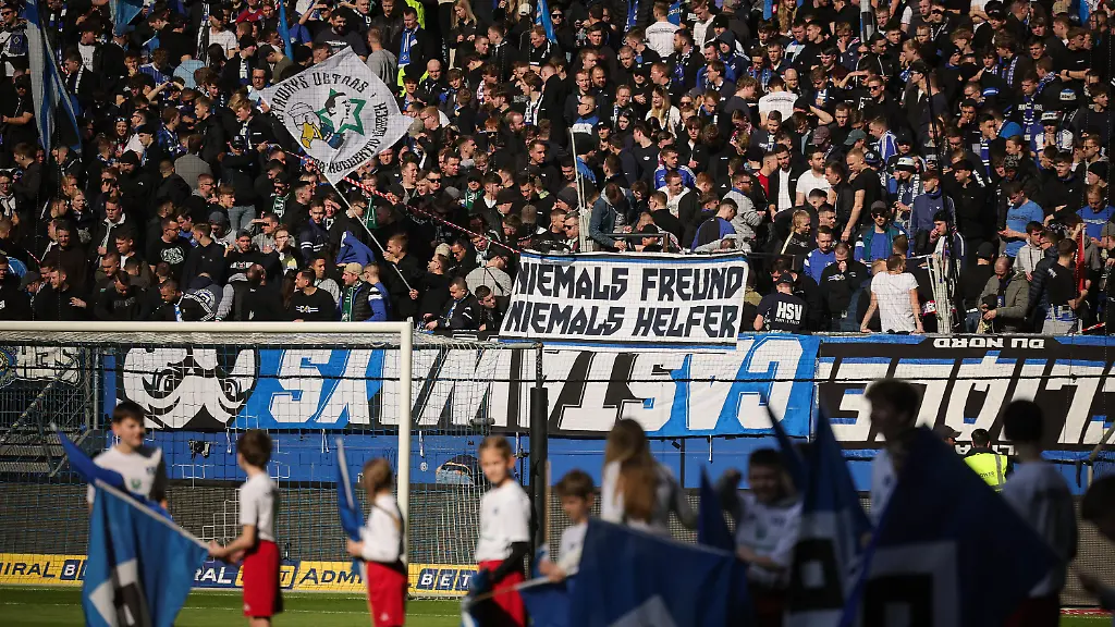 da705932a772677db92502f333281572