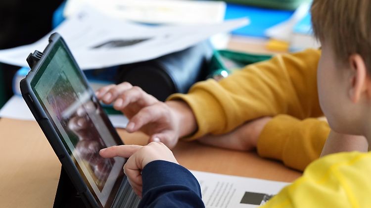 Mit digitalen Lösungen lässt sich der schulische Alltag vereinfachen.