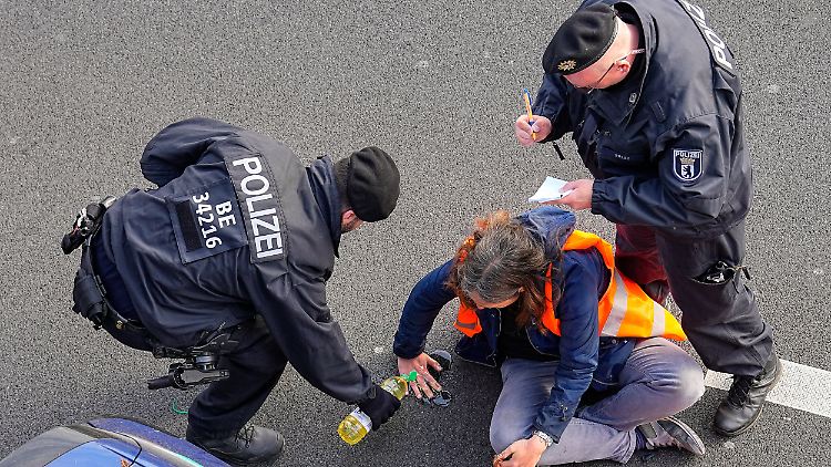 Gegen sieben Mitglieder der Letzten Generation wird derzeit in Bayern ermittelt. 