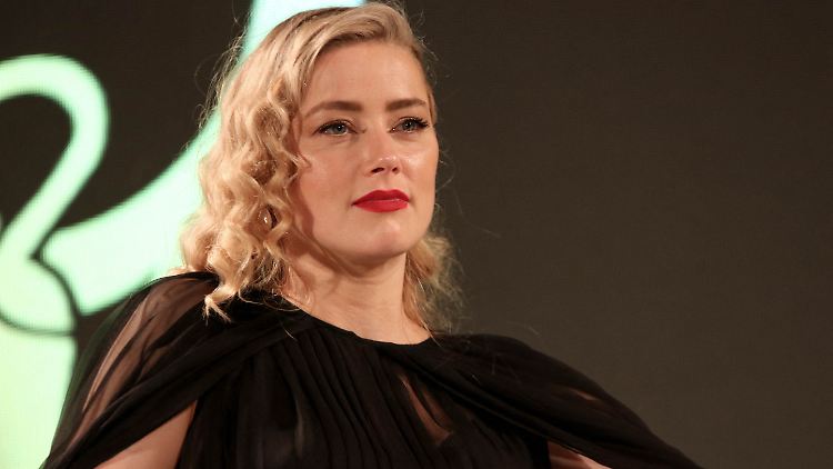 Möchte nun wieder als Schauspielerin Schlagzeilen machen: Amber Heard.