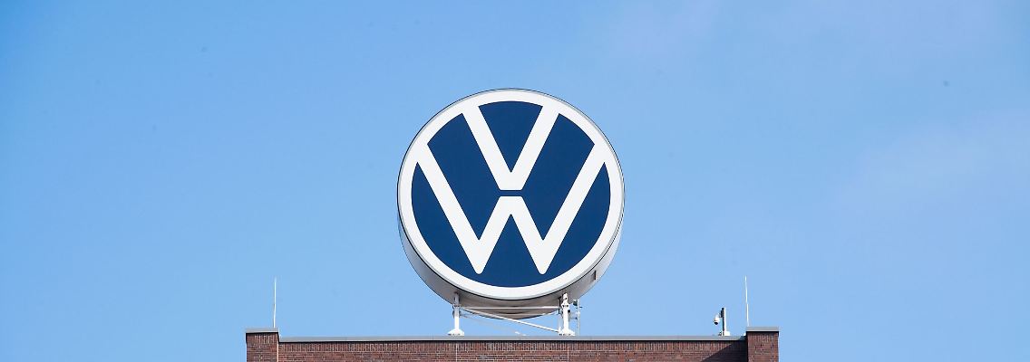 Das Markenhochhaus von Volkswagen auf dem Gelände des Autokonzerns in Wolfsburg.