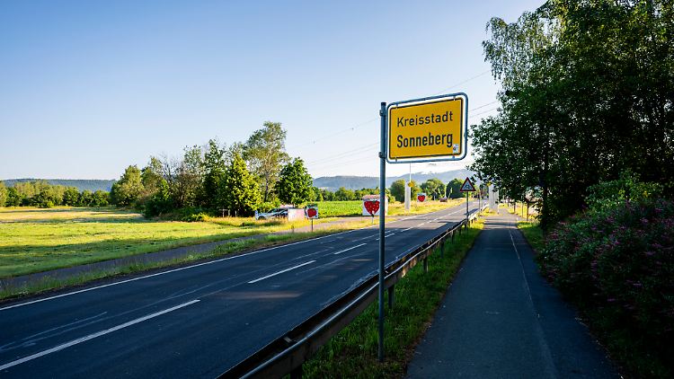 Im Landkreis Sonneberg wurde am Sonntag AfD-Kandidat Robert Sesselmann zum Landrat gewählt.
