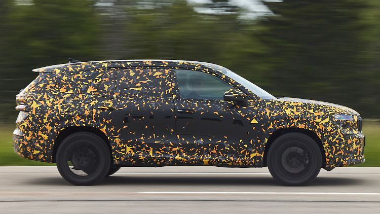 Um gut 6 Zentimeter ist der Skoda Kodiaq gewachsen, mit 4,76 Metern überragt er den Mercedes GLC oder den Audi Q5.