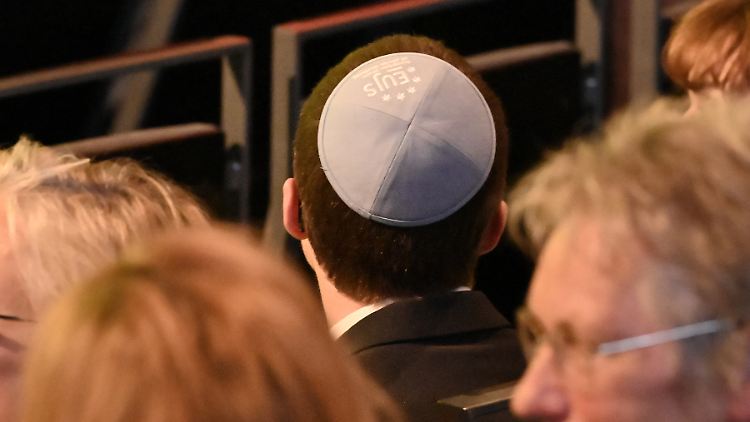 Der Antisemitismusbeauftragte der Bundesregierung, Felix Klein, rückte auch Antisemitismus im Kulturbereich in den Fokus.